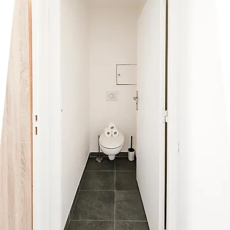 Stella Monte 1 Ac Wifi 4 Pers * نيس