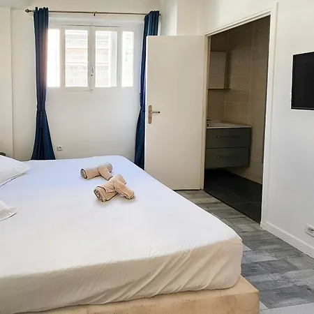 Stella Monte 1 Ac Wifi 4 Pers * نيس