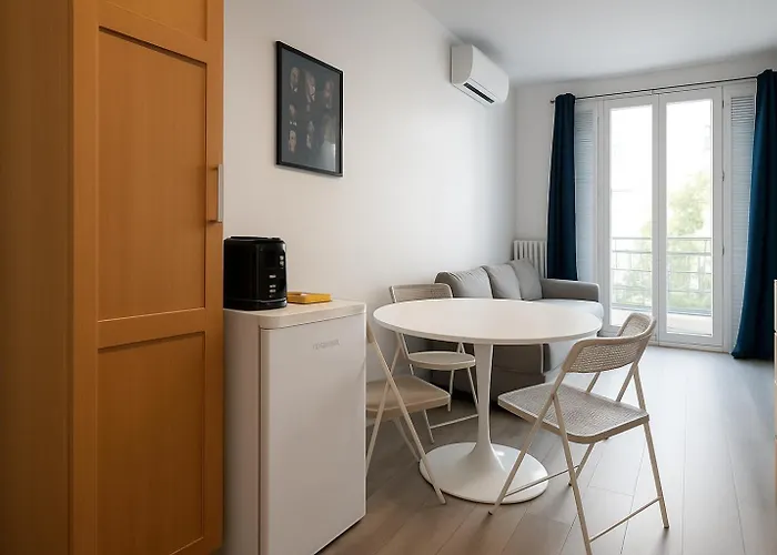 Stella Monte 1 Ac Wifi 4 Pers نيس