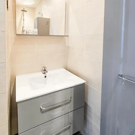 Stella Monte 1 Ac Wifi 4 Pers Apartamento Nice